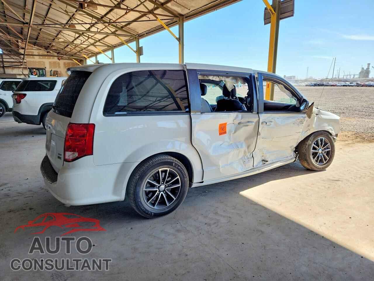 DODGE CARAVAN 2018 - 2C4RDGEG0JR206291
