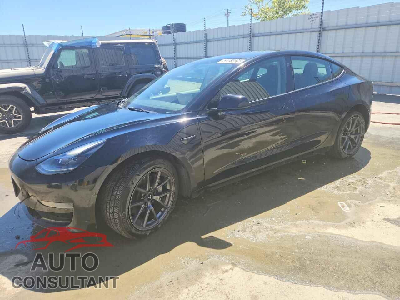 TESLA MODEL 3 2022 - 5YJ3E1EA9NF289670