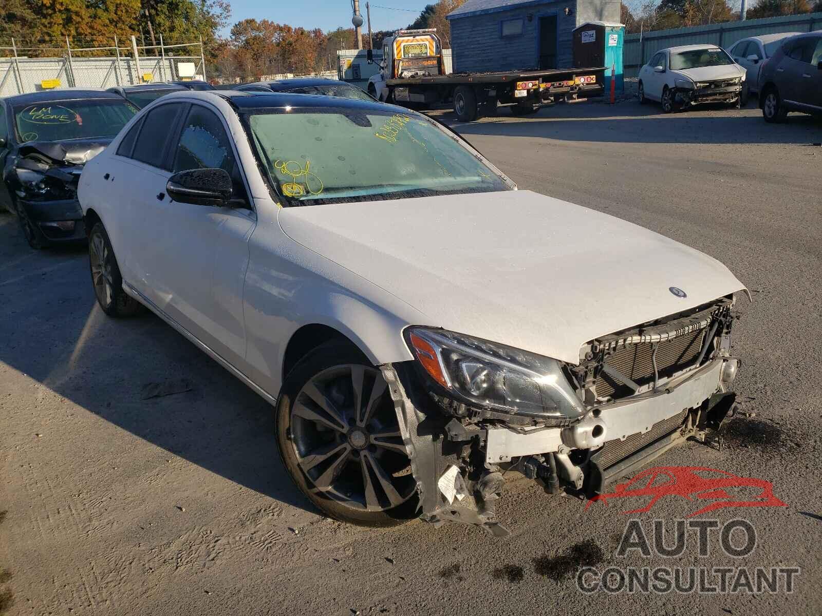 MERCEDES-BENZ C-CLASS 2016 - 55SWF4KB6GU096662