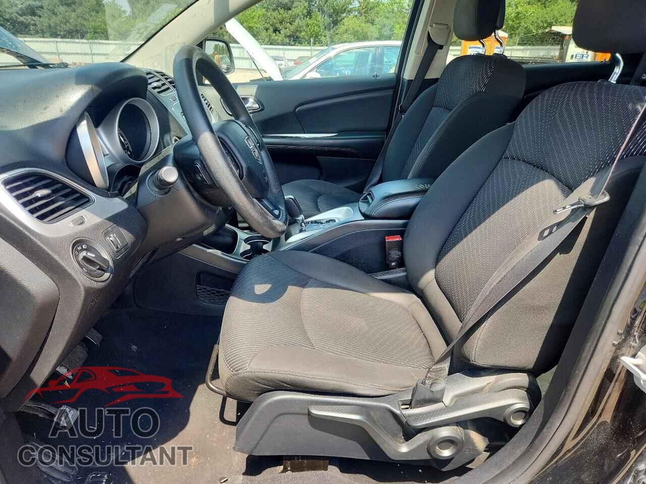 DODGE JOURNEY 2015 - 3C4PDCAB1FT746683