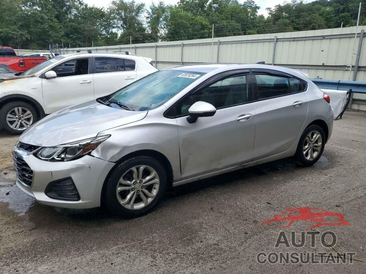 CHEVROLET CRUZE 2019 - 3G1BC6SM8KS539179