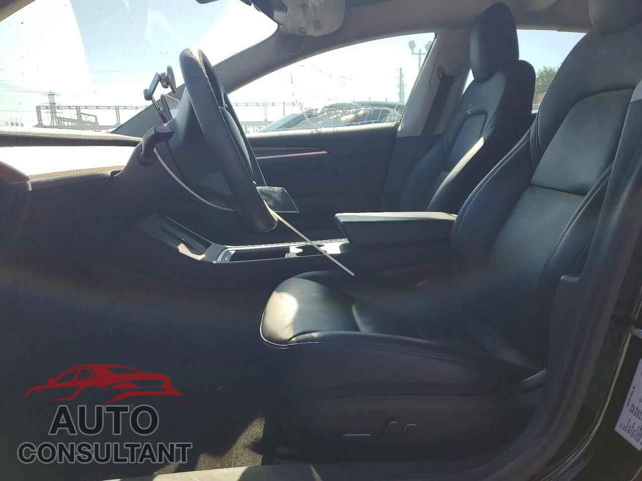 TESLA MODEL 3 2022 - 5YJ3E1EA9NF123732