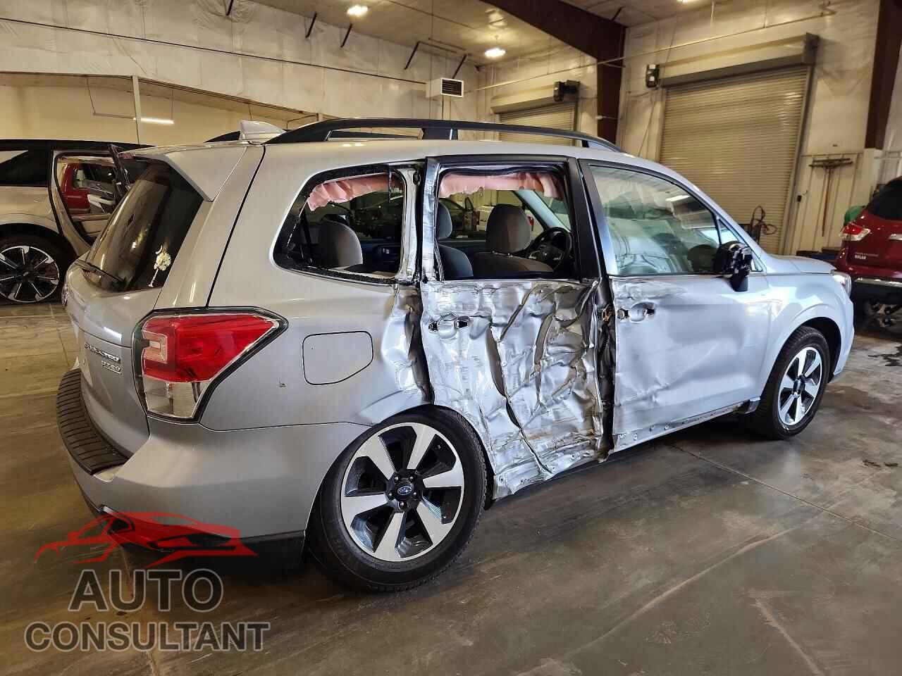 SUBARU FORESTER 2017 - JF2SJAEC3HH807898