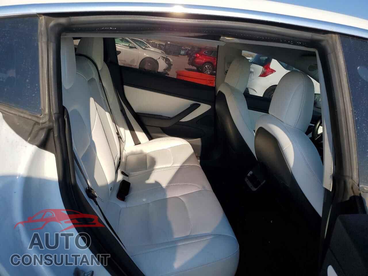 TESLA MODEL 3 2018 - 5YJ3E1EB1JF097968