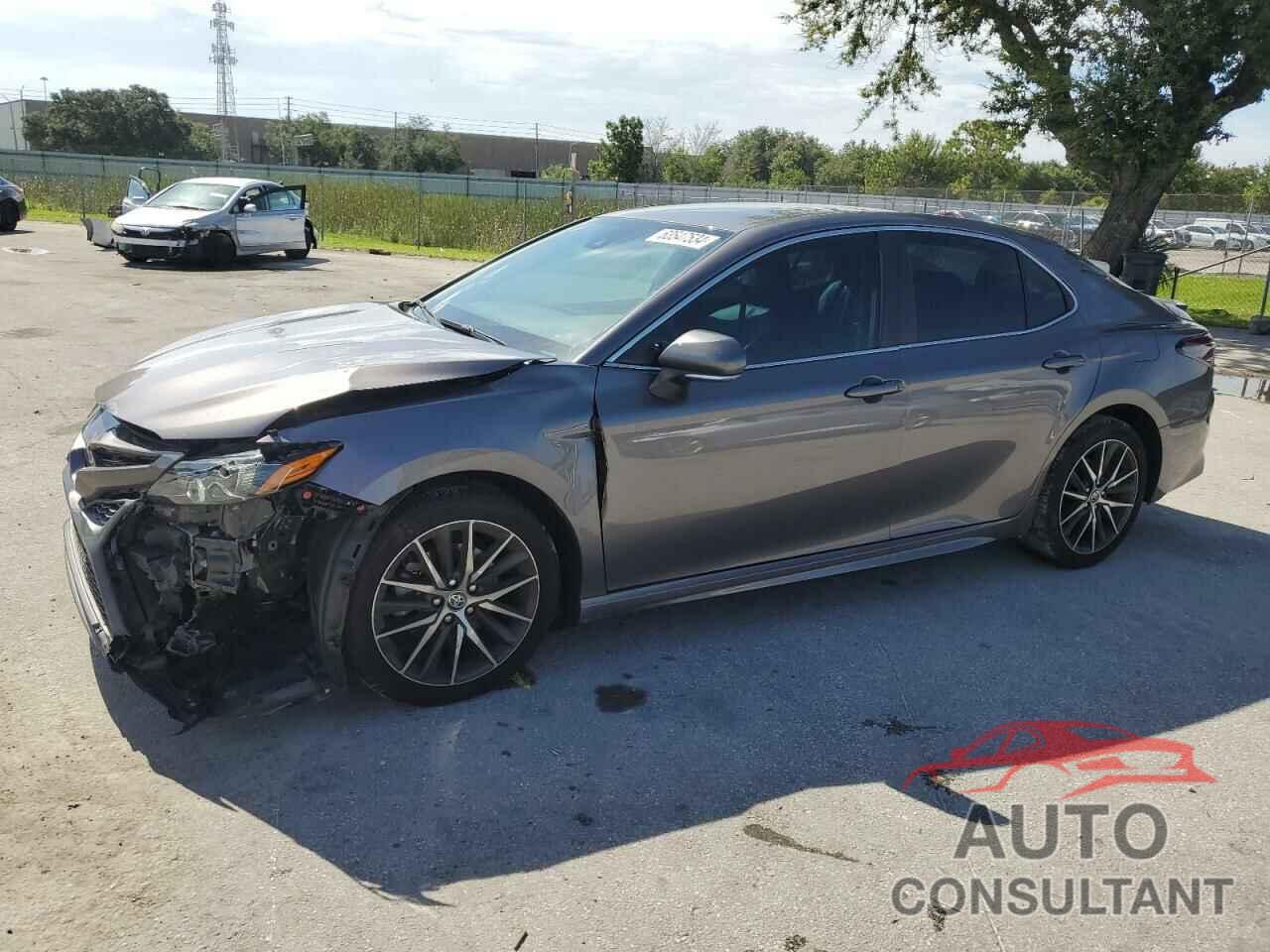 TOYOTA CAMRY 2022 - 4T1G11AK3NU632522