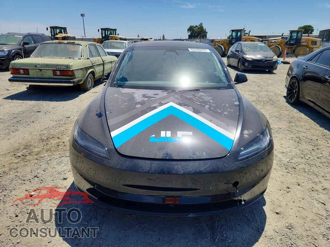 TESLA MODEL 3 2026 - 5YJ3E1EA6TF146544