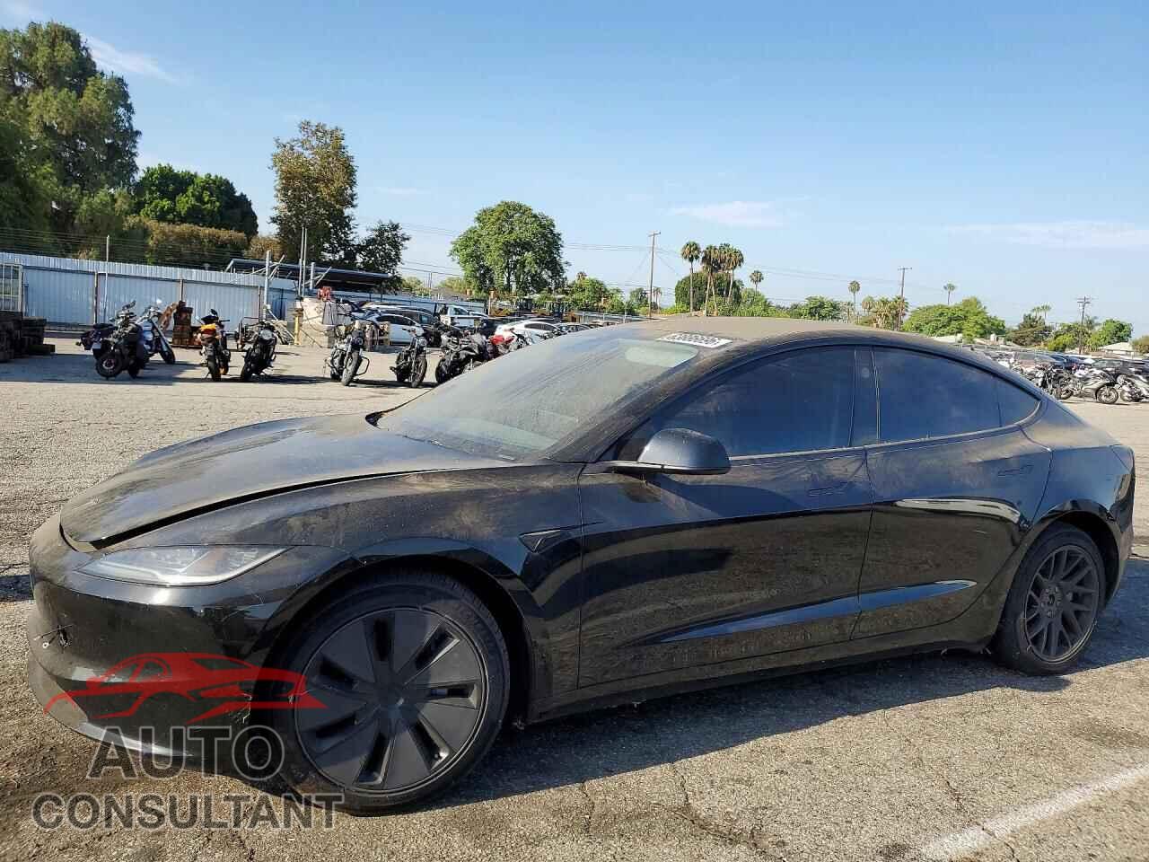 TESLA MODEL 3 2024 - 5YJ3E1EB9RF843739