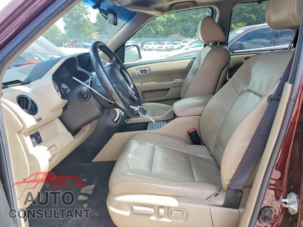 HONDA PILOT 2011 - 5FNYF4H97BB095740
