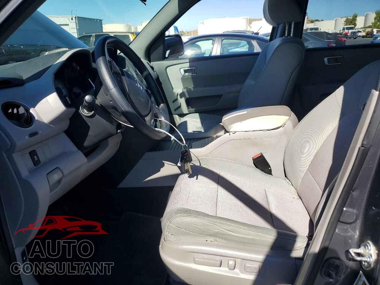 HONDA PILOT 2013 - 5FNYF4H43DB067473