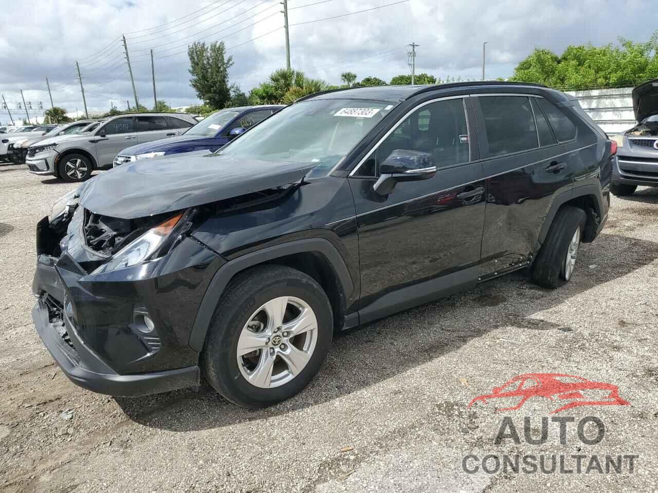 TOYOTA RAV4 2021 - 2T3W1RFV4MW140875