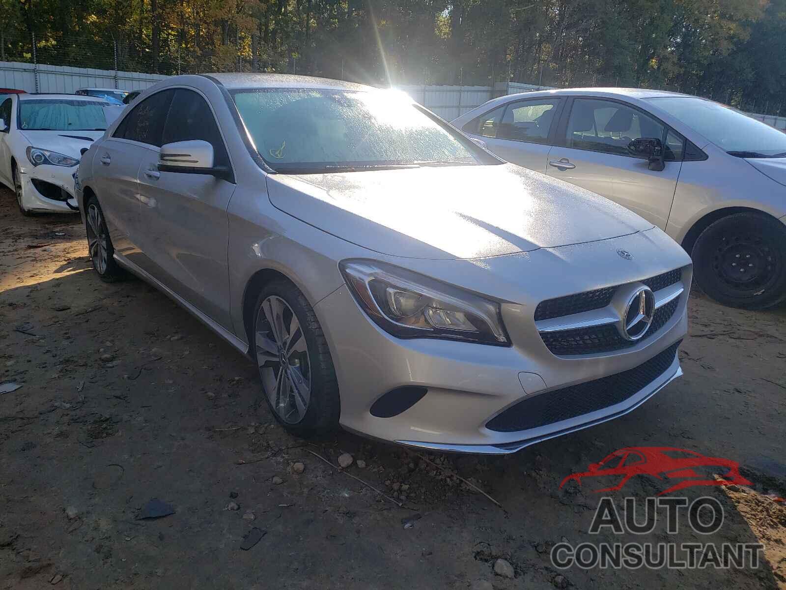 MERCEDES-BENZ CLA-CLASS 2019 - WDDSJ4EB5KN705041