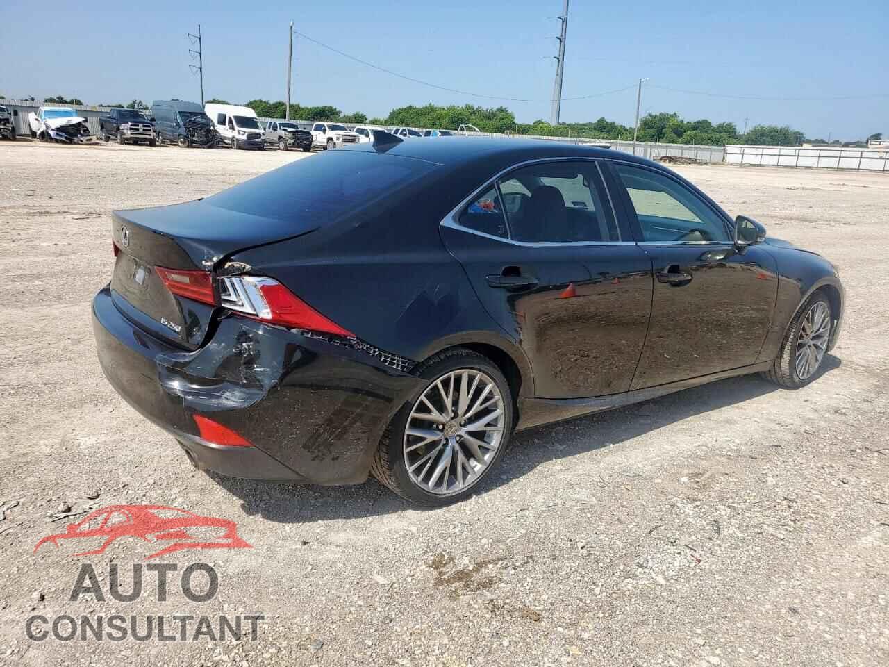 LEXUS IS 2014 - JTHBF1D22E5030117