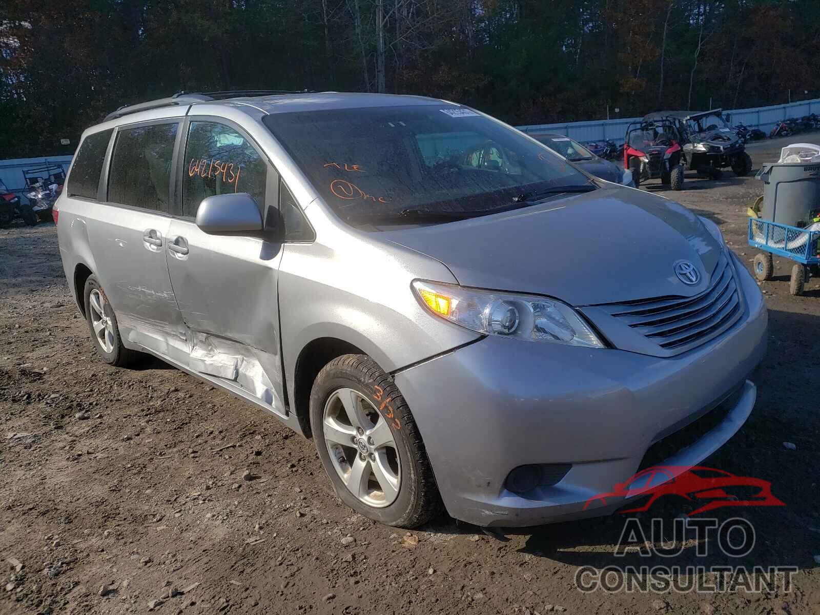 TOYOTA SIENNA 2016 - 5TDJK3DC8GS136419