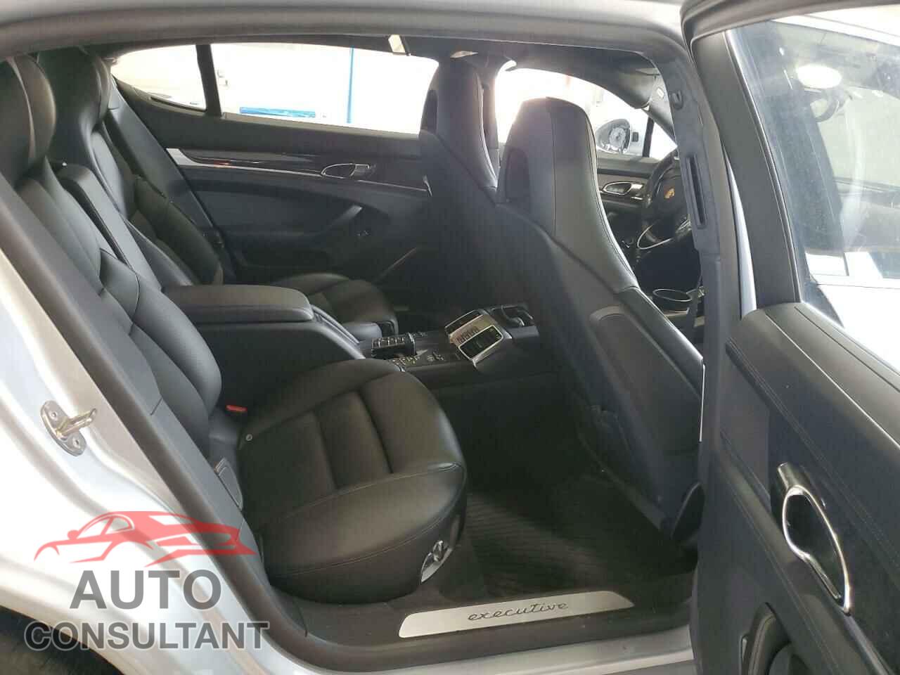 PORSCHE PANAMERA 2016 - WP0BC2A73GL075128