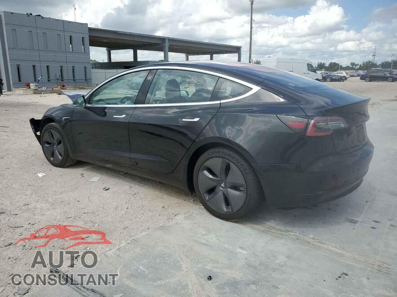 TESLA MODEL 3 2018 - 5YJ3E1EA3JF016198