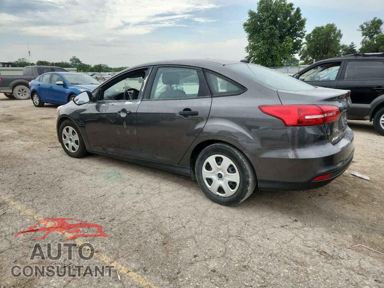 FORD FOCUS 2015 - 1FADP3E22FL368721