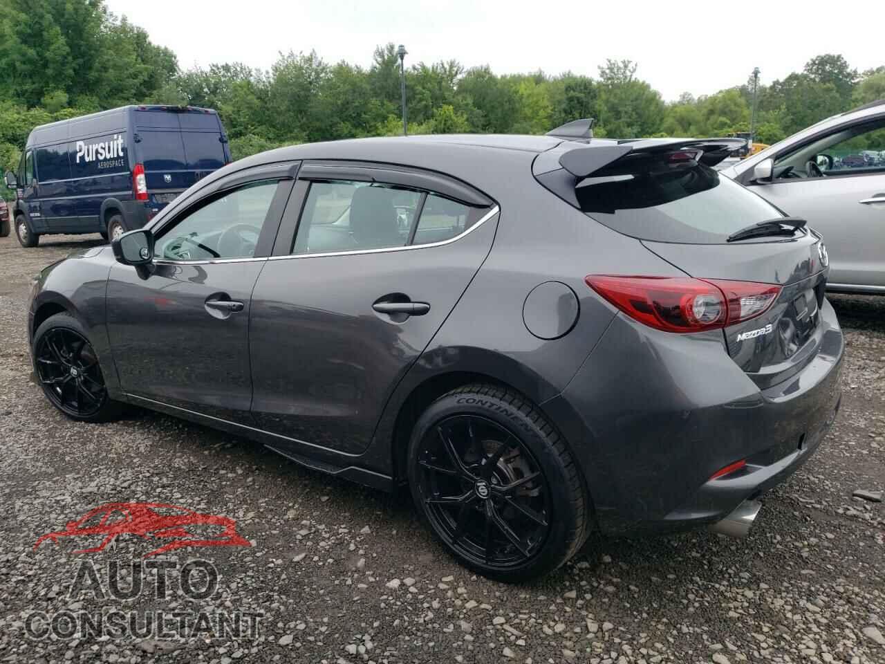 MAZDA 3 2018 - 3MZBN1M3XJM170656