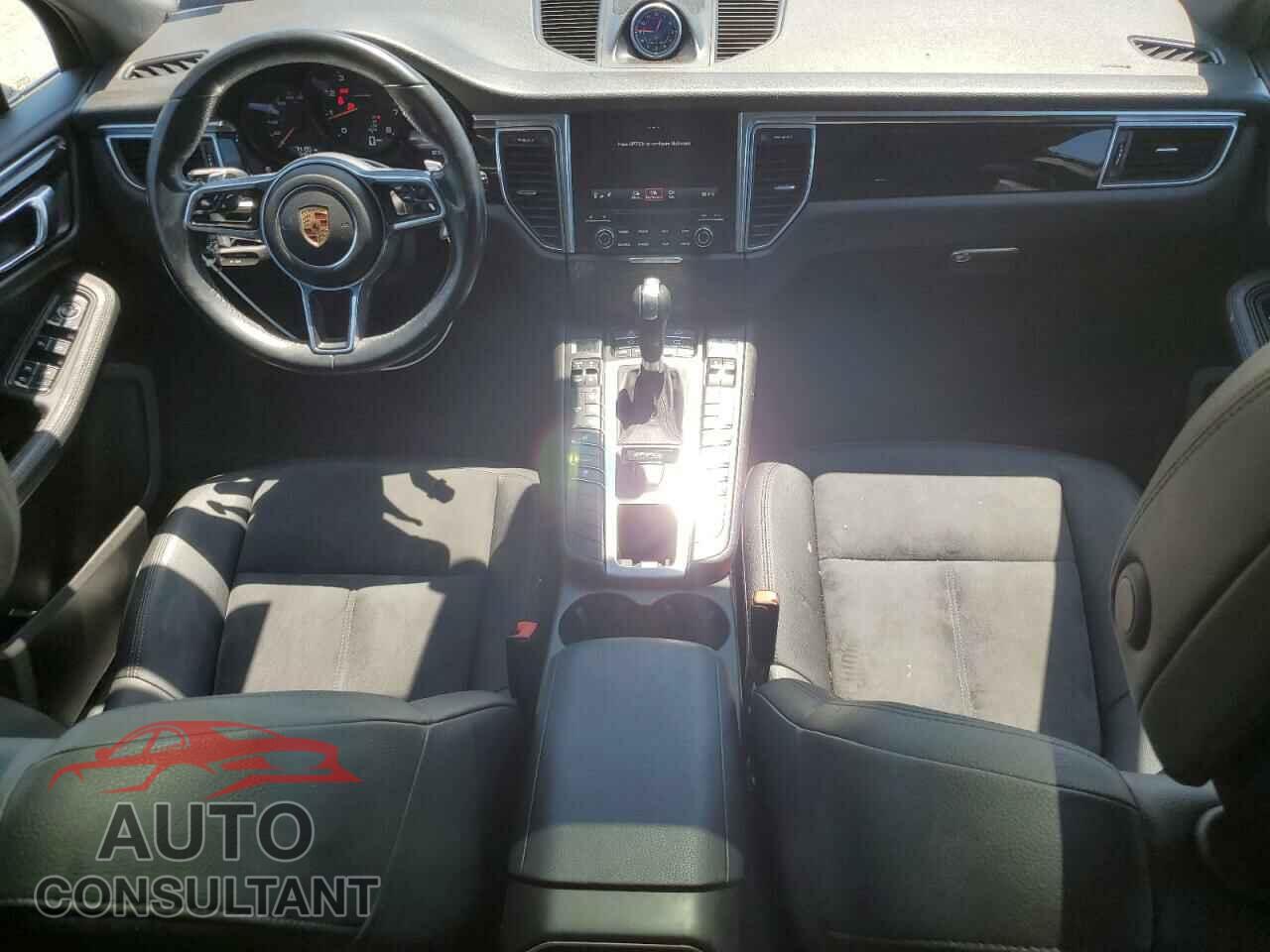PORSCHE MACAN 2017 - WP1AA2A51HLB02455