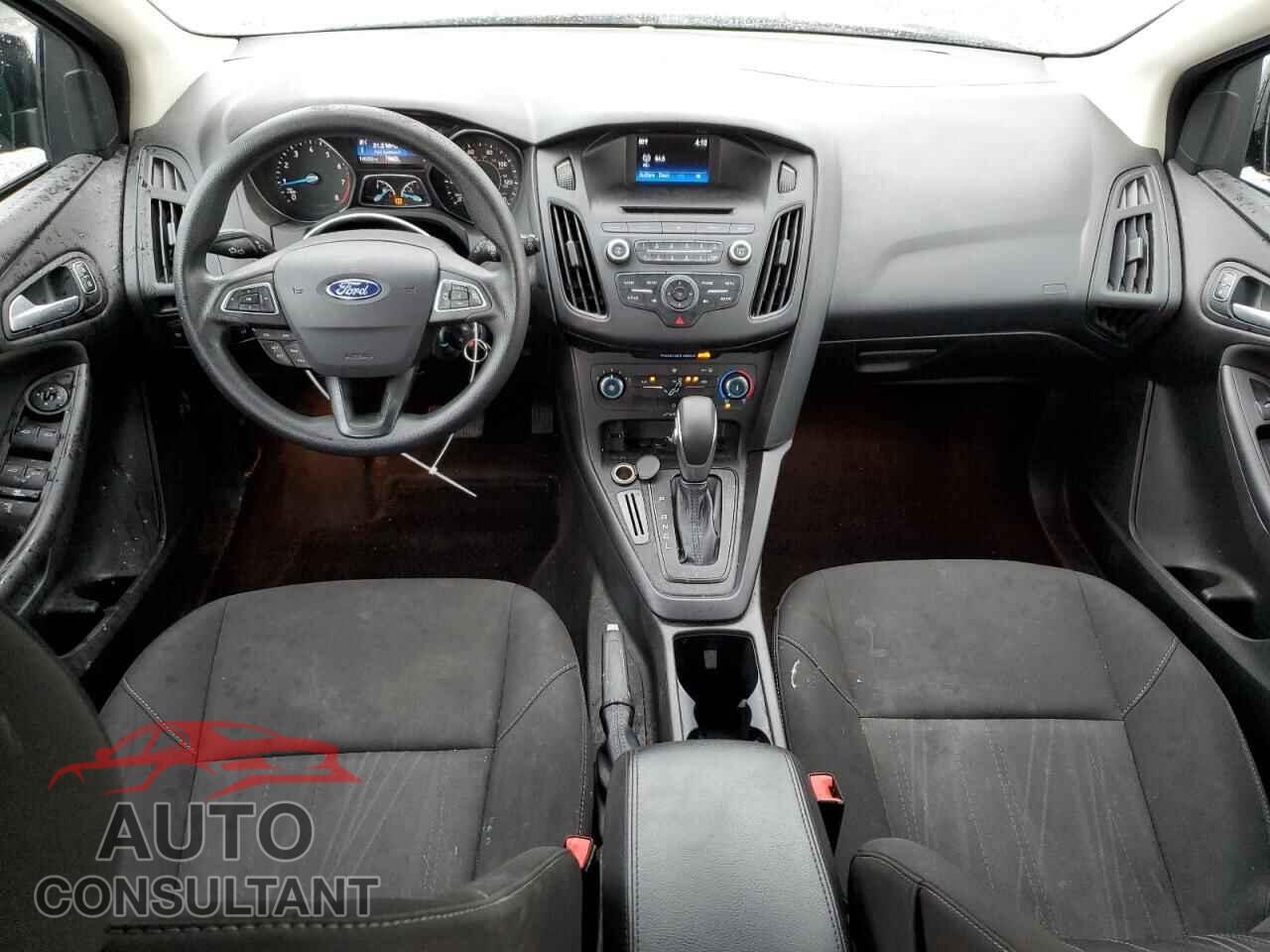 FORD FOCUS 2017 - 1FADP3K20HL345574