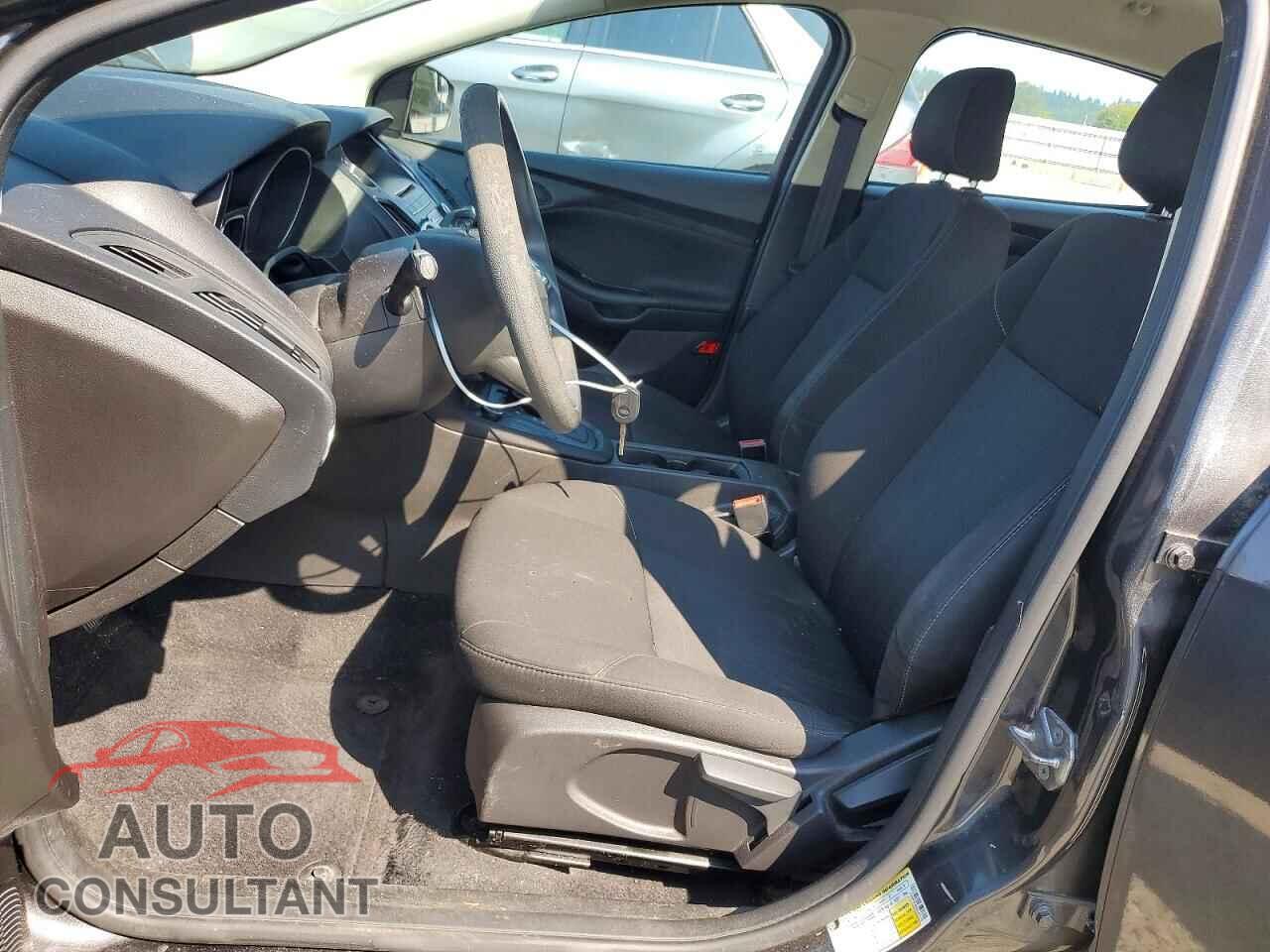 FORD FOCUS 2016 - 1FADP3E2XGL247176
