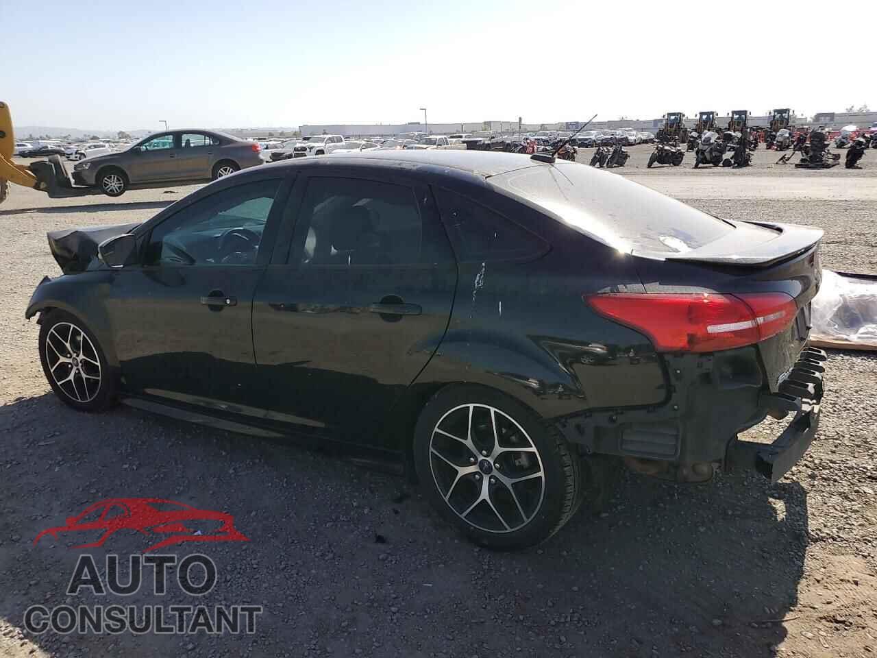 FORD FOCUS 2016 - 1FADP3F29GL203376