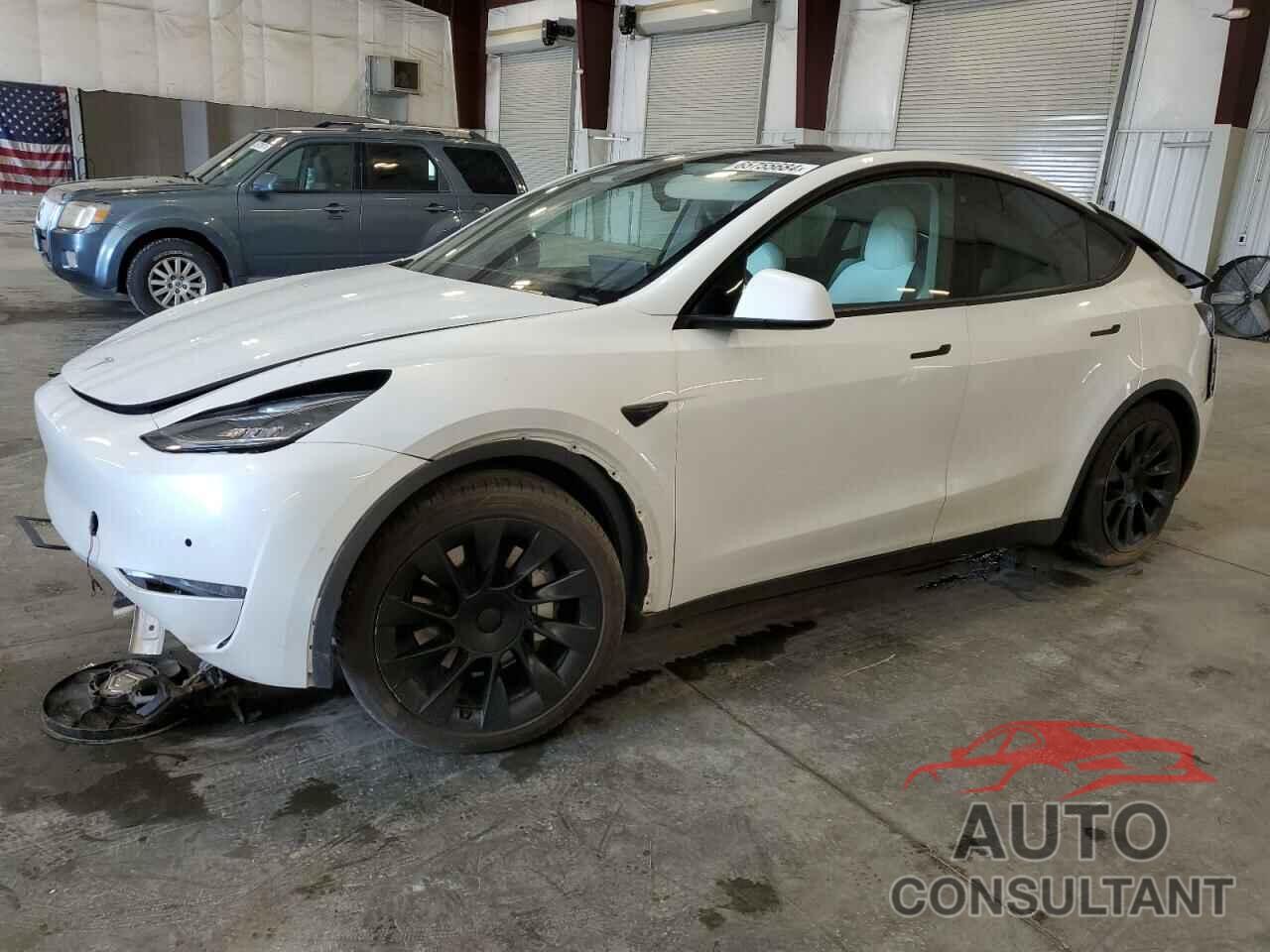 TESLA MODEL Y 2021 - 5YJYGDEE0MF061351