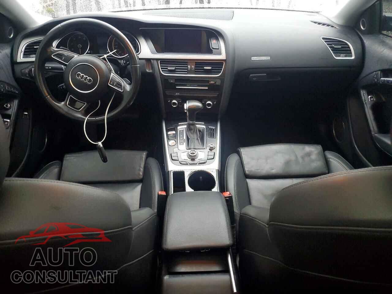 AUDI A5 2013 - WAULFAFR2DA066733