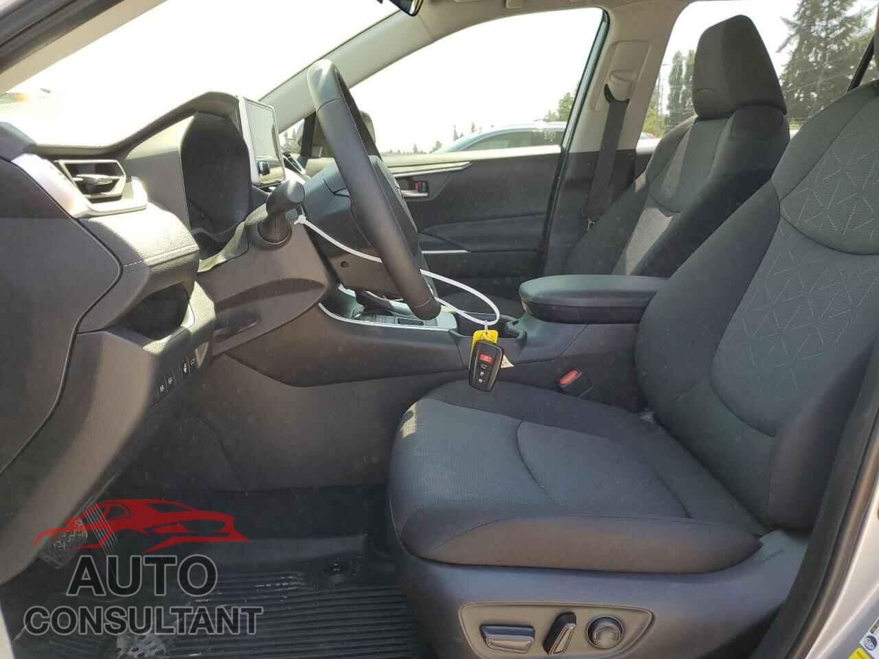 TOYOTA RAV4 2025 - JTMP1RFV5SJ044172