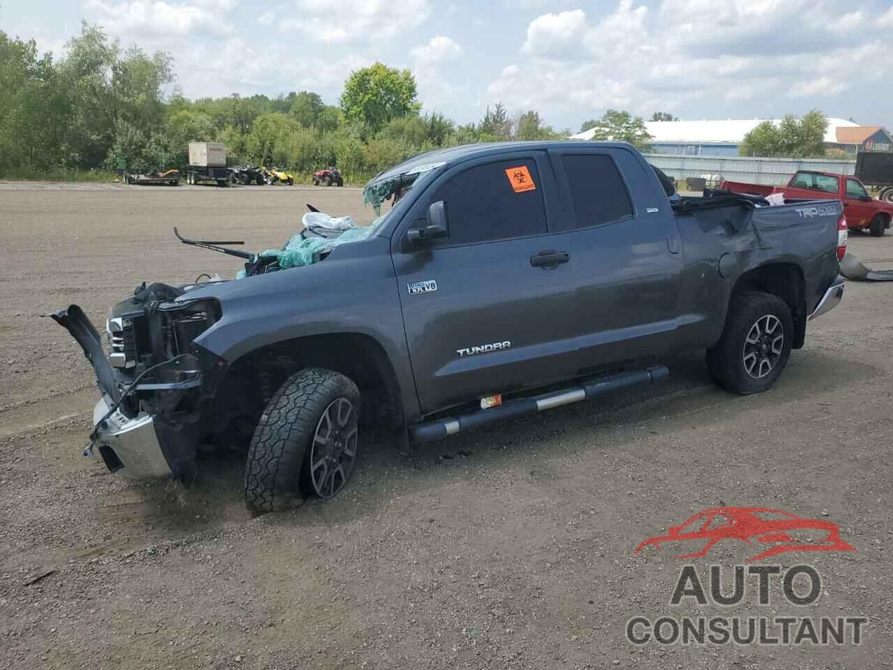 TOYOTA TUNDRA 2017 - 5TFUW5F16HX588292