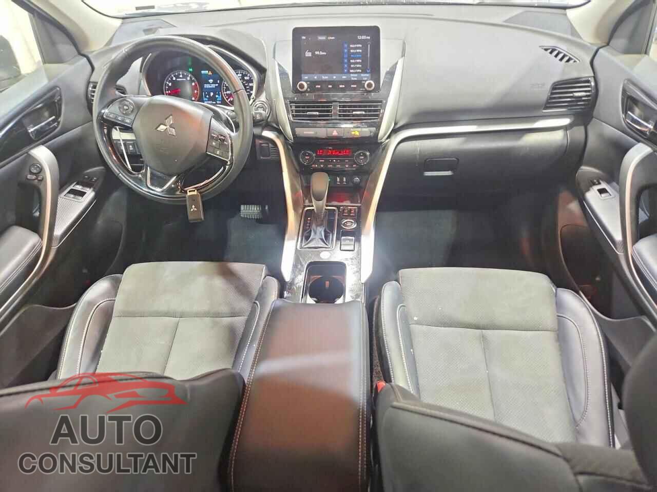MITSUBISHI ECLIPSE 2025 - JA4ATWAA1SZ007957