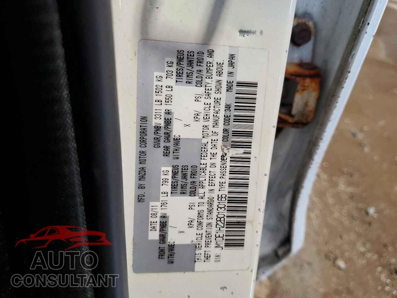 MAZDA 2 2011 - JM1DE1HZ2B0130165