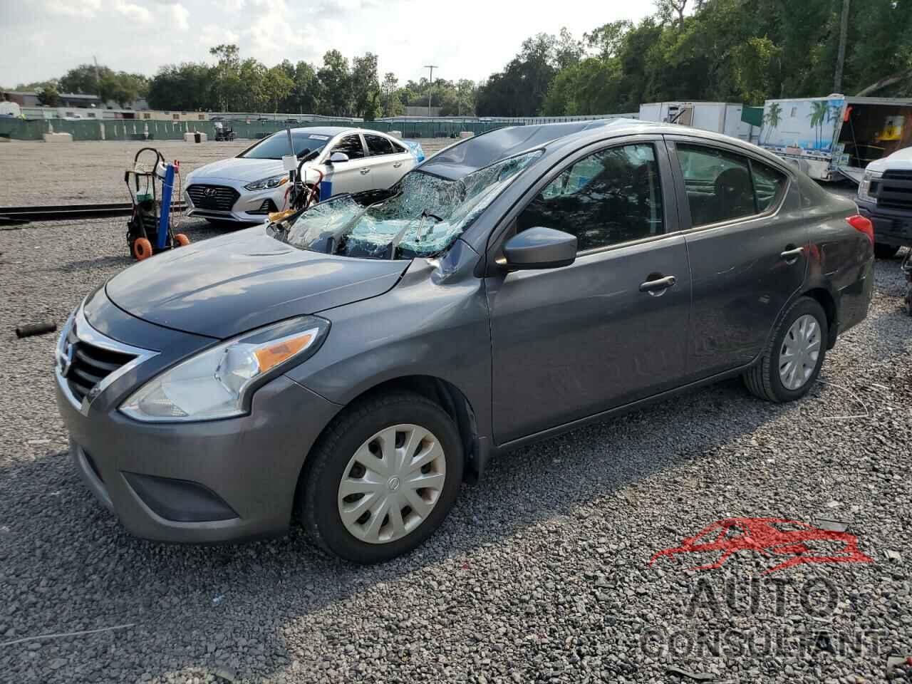 NISSAN VERSA 2017 - 3N1CN7AP6HL881534