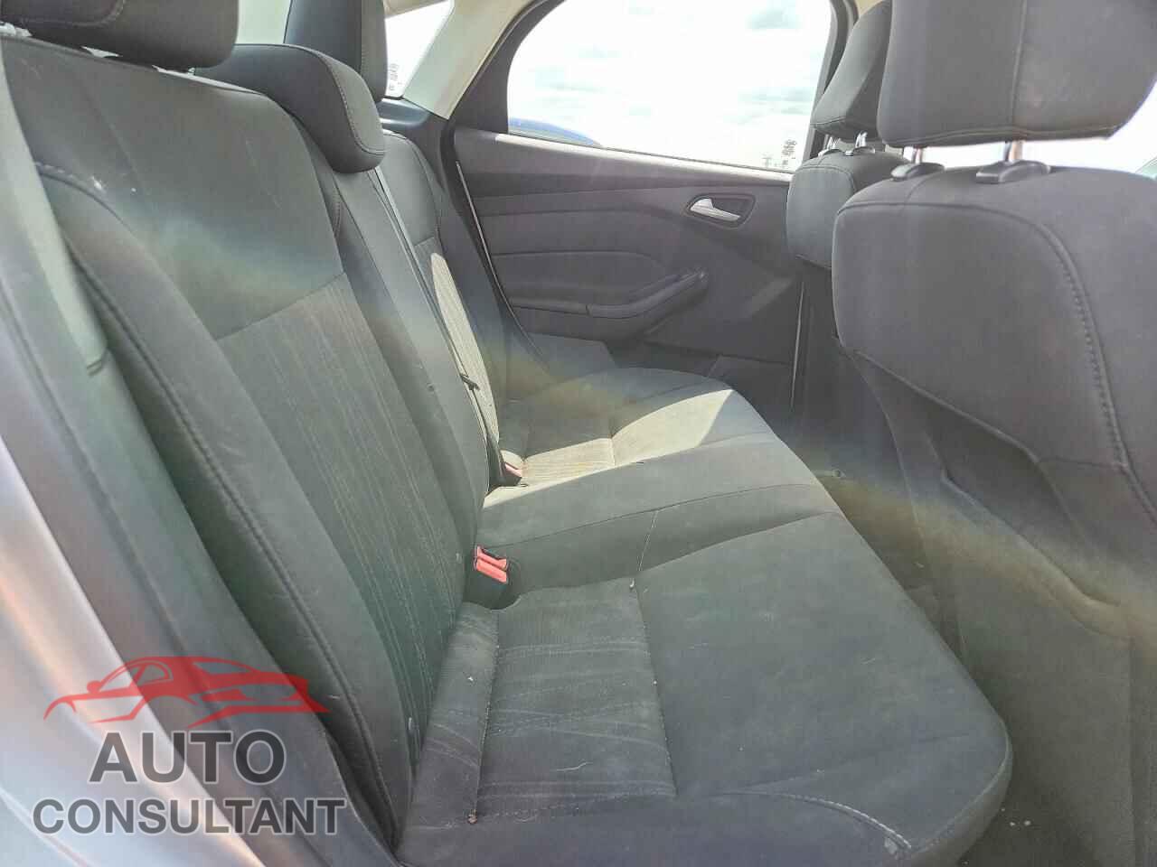 FORD FOCUS 2017 - 1FADP3F2XHL219183