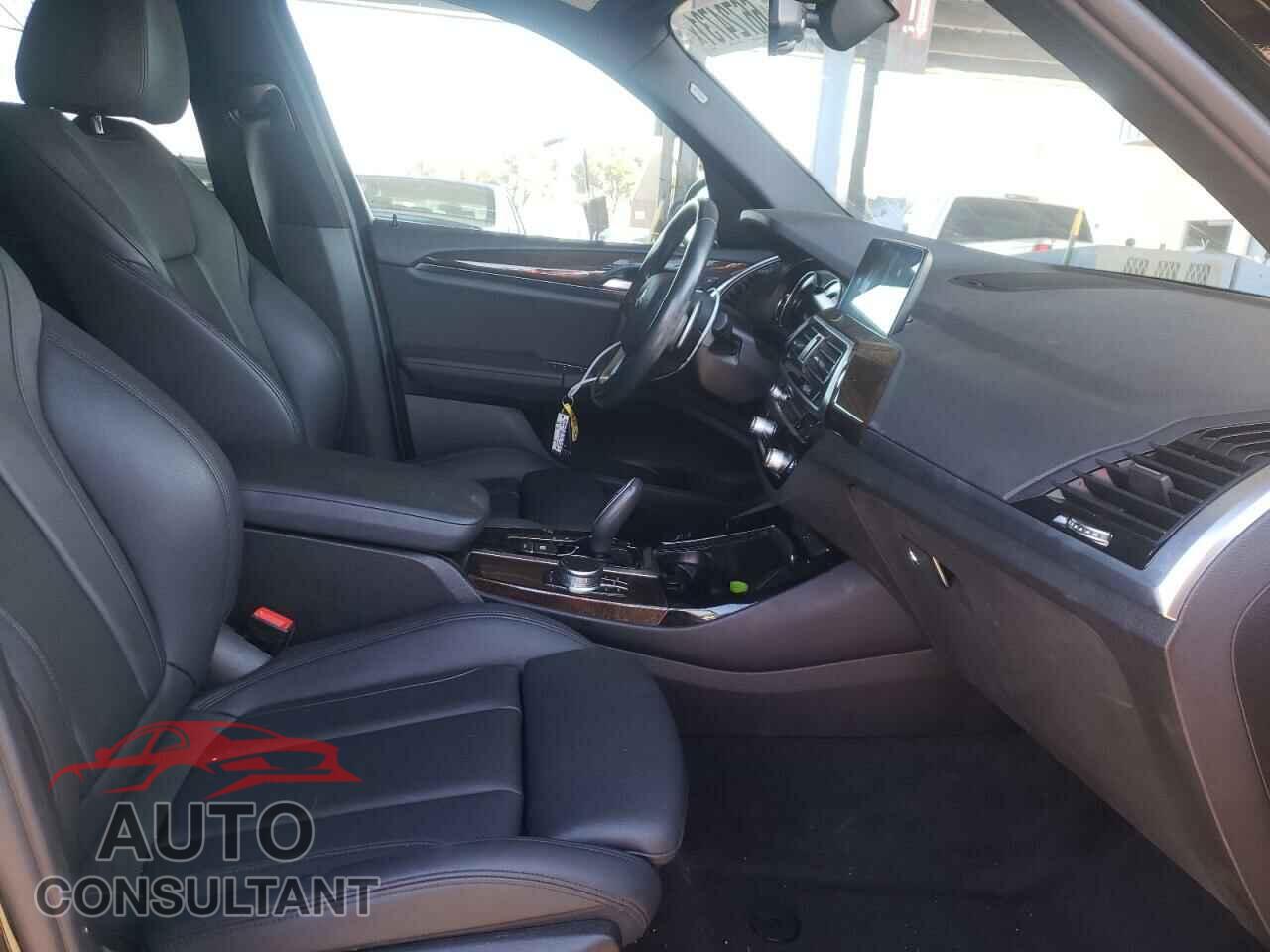 BMW X3 2018 - 5UXTR9C5XJLD73529