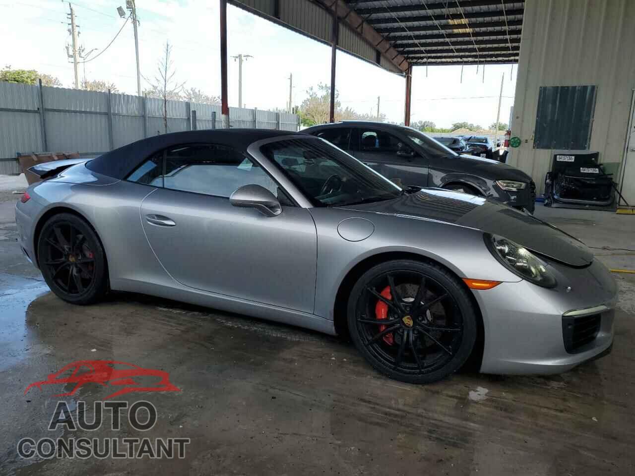 PORSCHE 911 2017 - WP0CB2A91HS155902