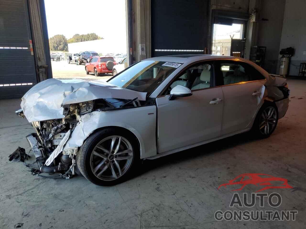 AUDI A4 2022 - WAUEAAF47NN014617