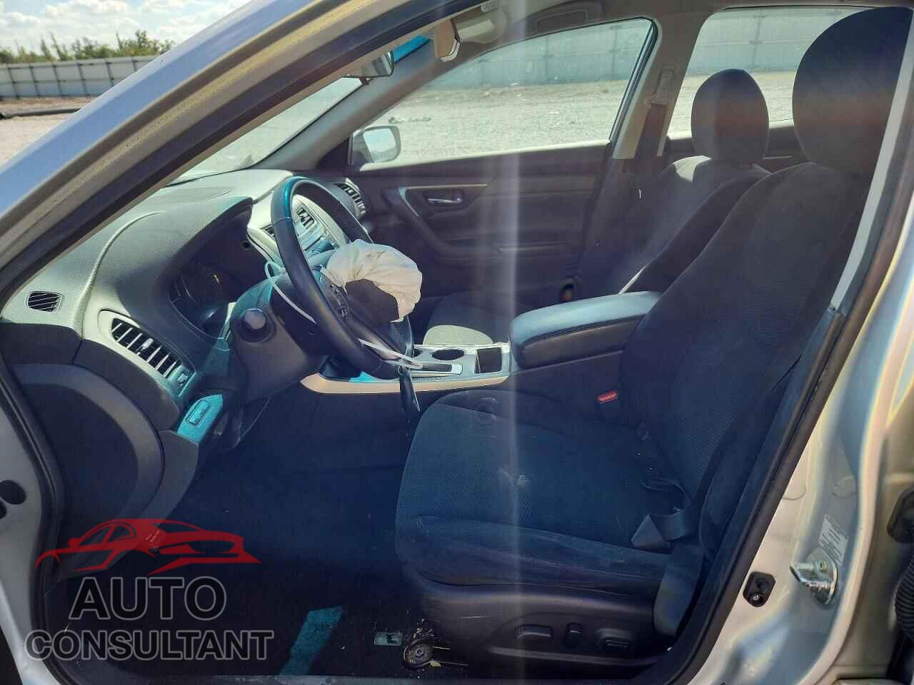 NISSAN ALTIMA 2015 - 1N4AL3AP1FC282980