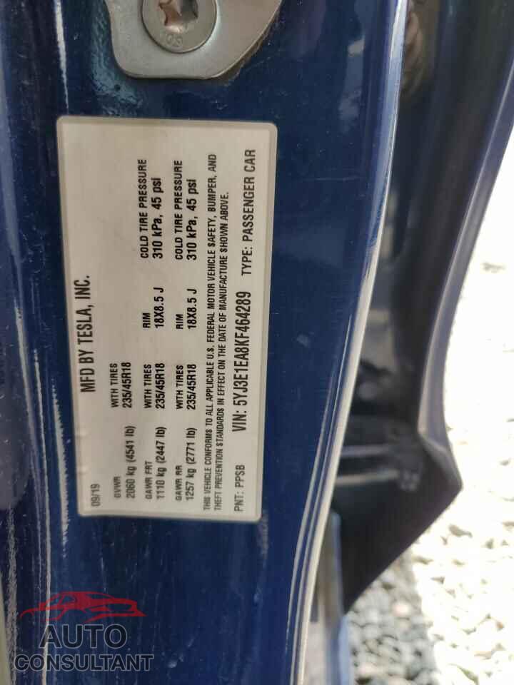 TESLA MODEL 3 2019 - 5YJ3E1EA8KF464289