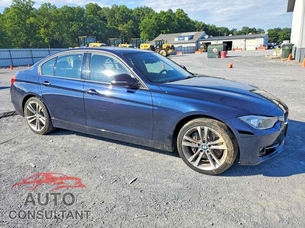 BMW 3 SERIES 2013 - WBA3B9C50DF801059