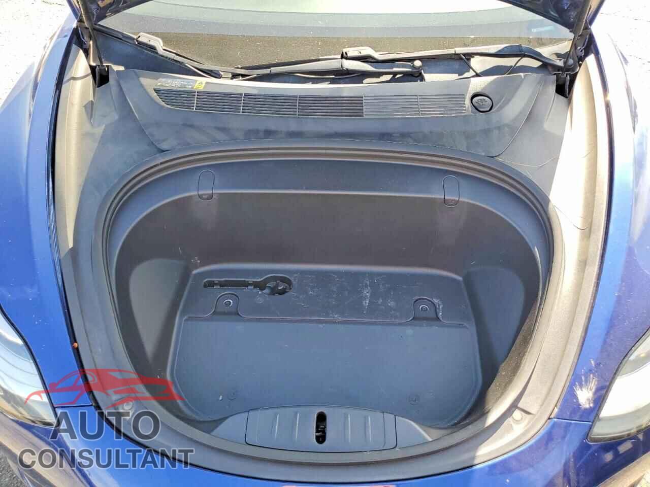 TESLA MODEL 3 2019 - 5YJ3E1EA5KF419715