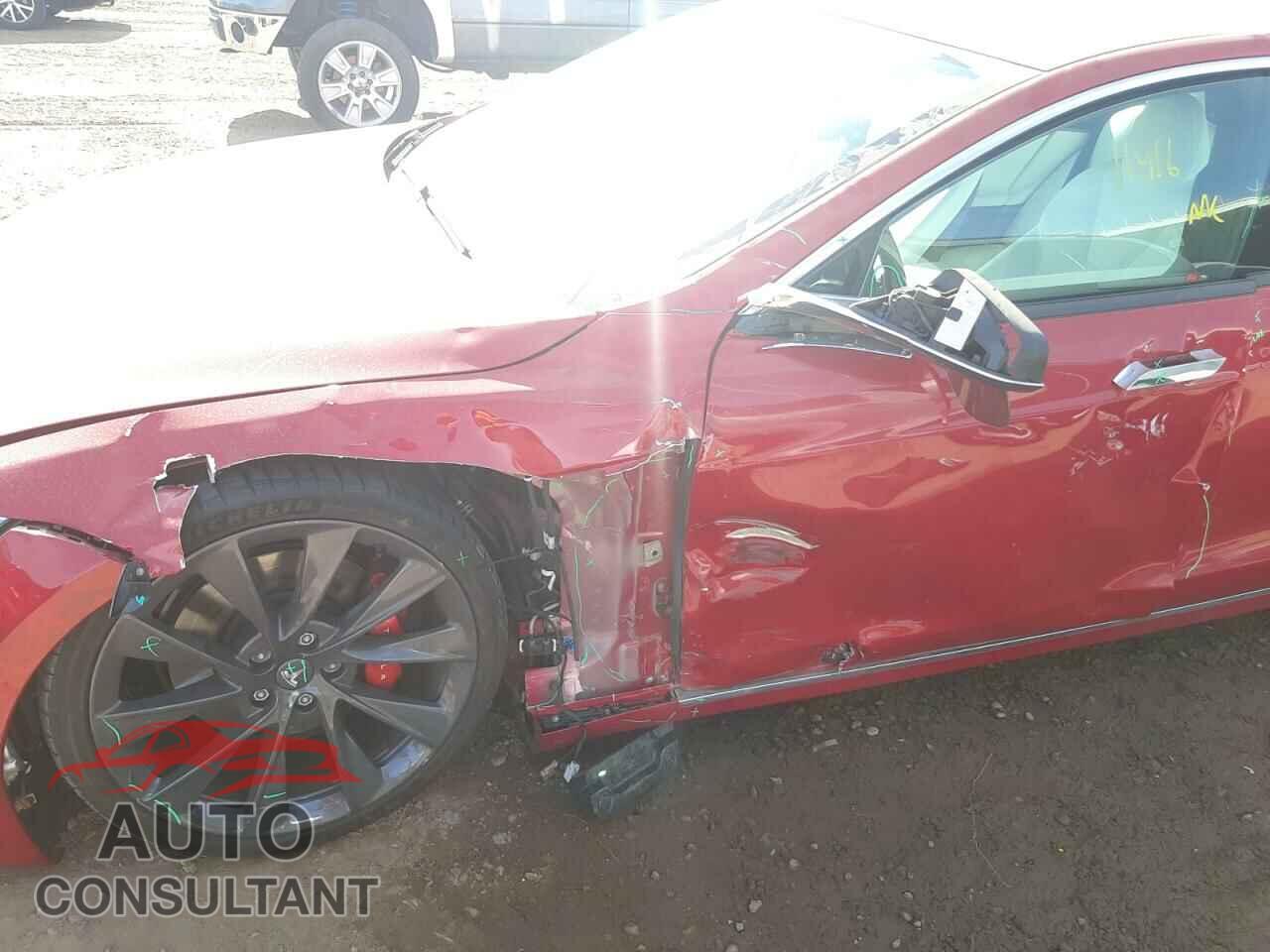TESLA MODEL S 2020 - 5YJSA1E45LF408216
