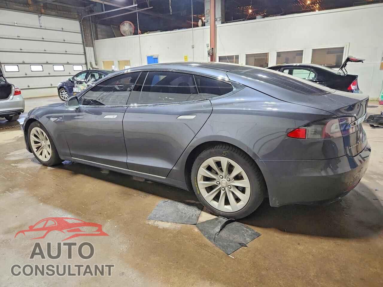 TESLA MODEL S 2016 - 5YJSA1E20GF152474