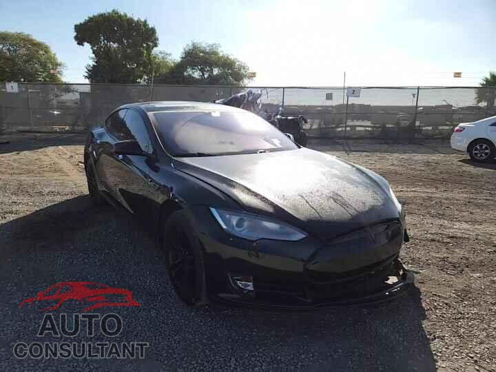 TESLA MODEL S 2015 - 5YJSA1E22FF116431