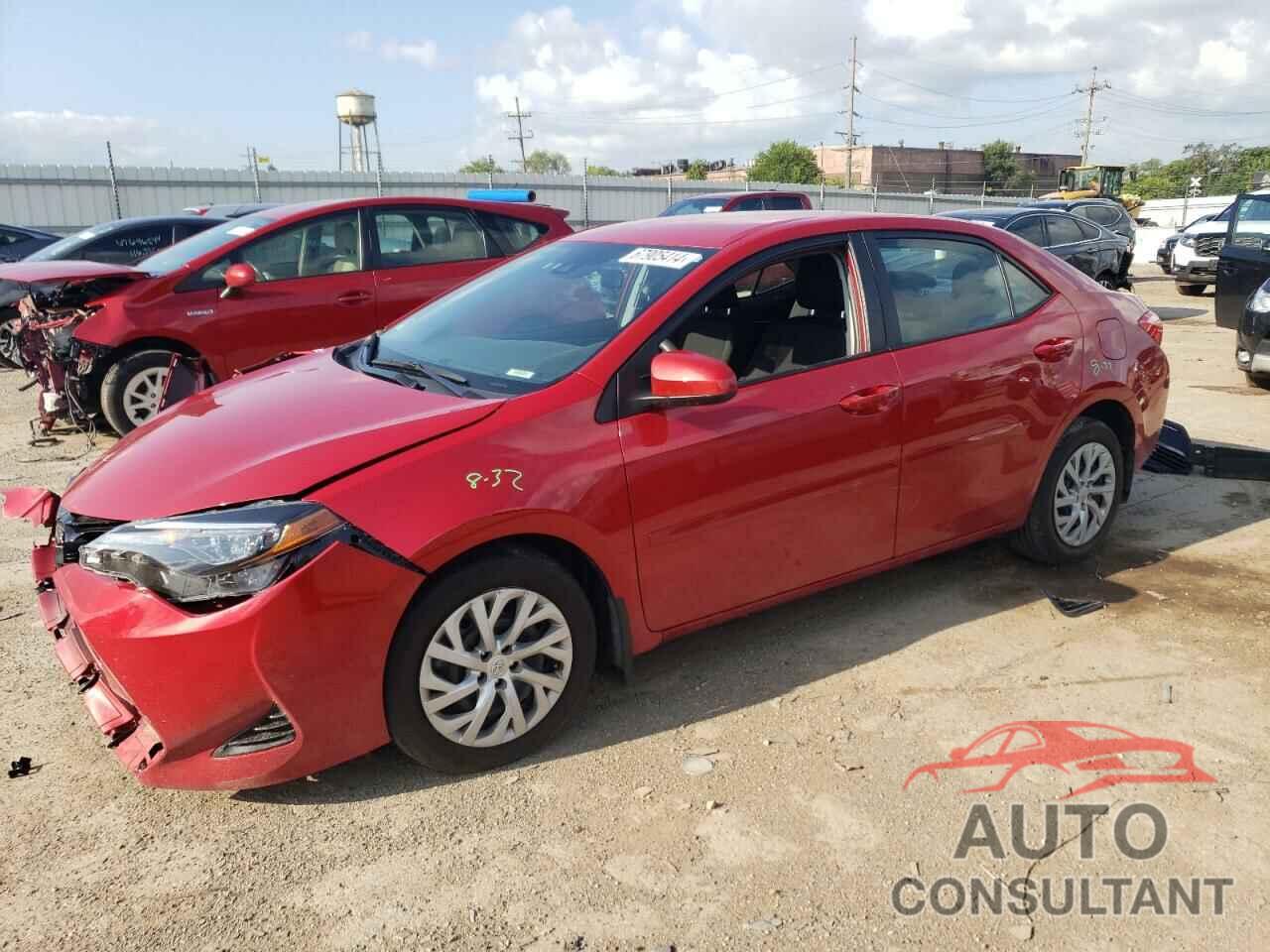 TOYOTA COROLLA 2018 - 2T1BURHE1JC032495