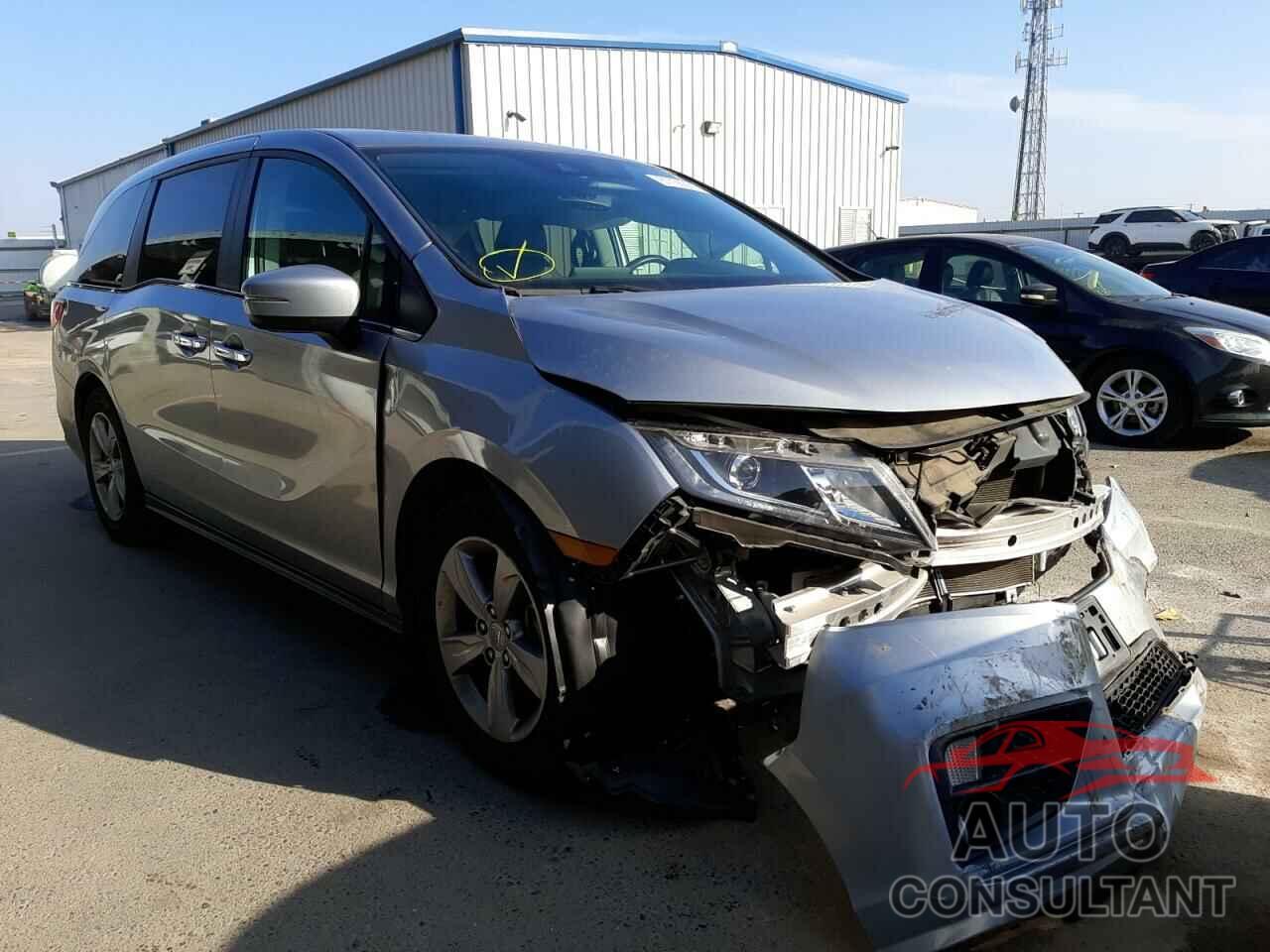 HONDA ODYSSEY 2018 - 5FNRL6H70JB002708