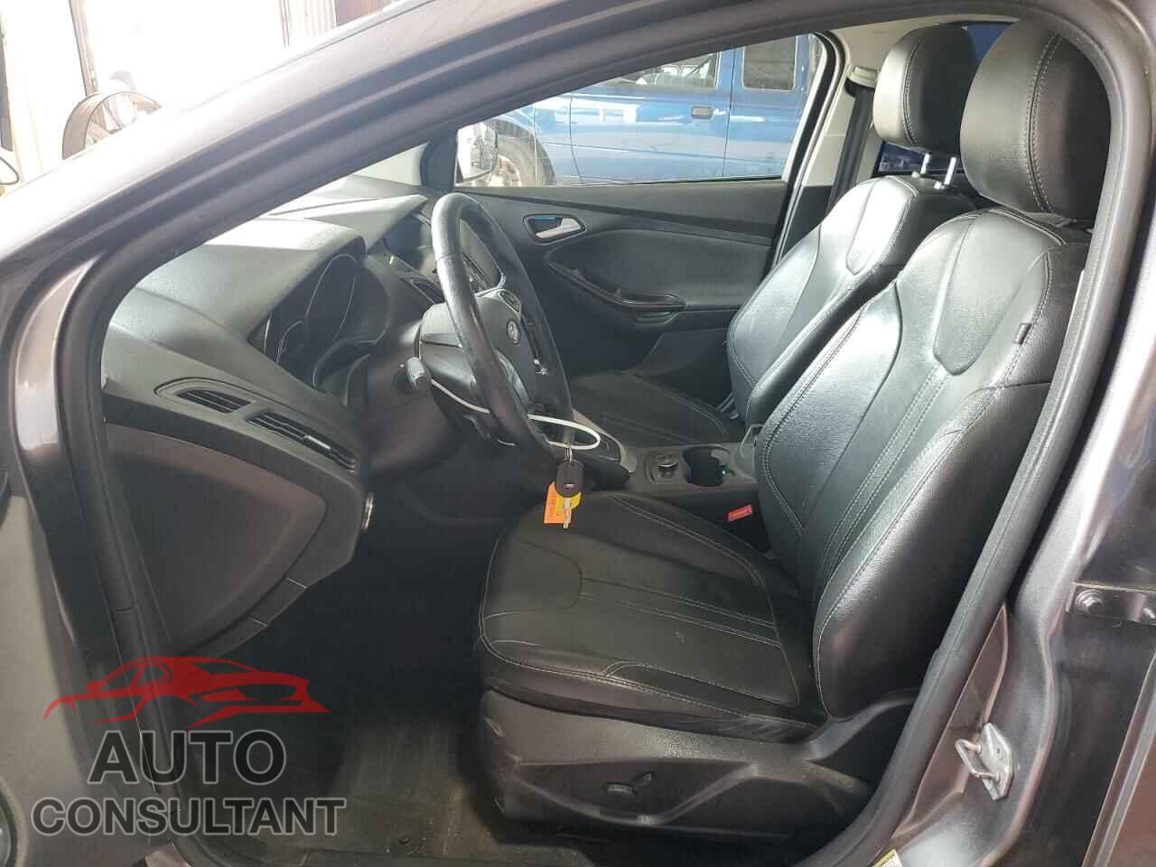 FORD FOCUS 2014 - 1FADP3F20EL258439