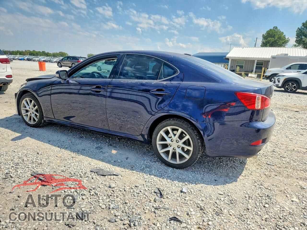 LEXUS IS 2011 - JTHCF5C24B5050586