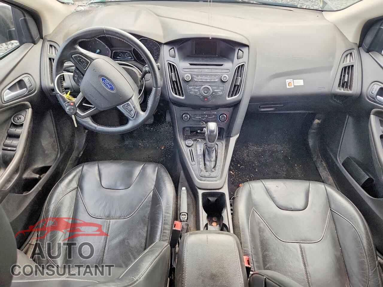 FORD FOCUS 2015 - 1FADP3F20FL264968