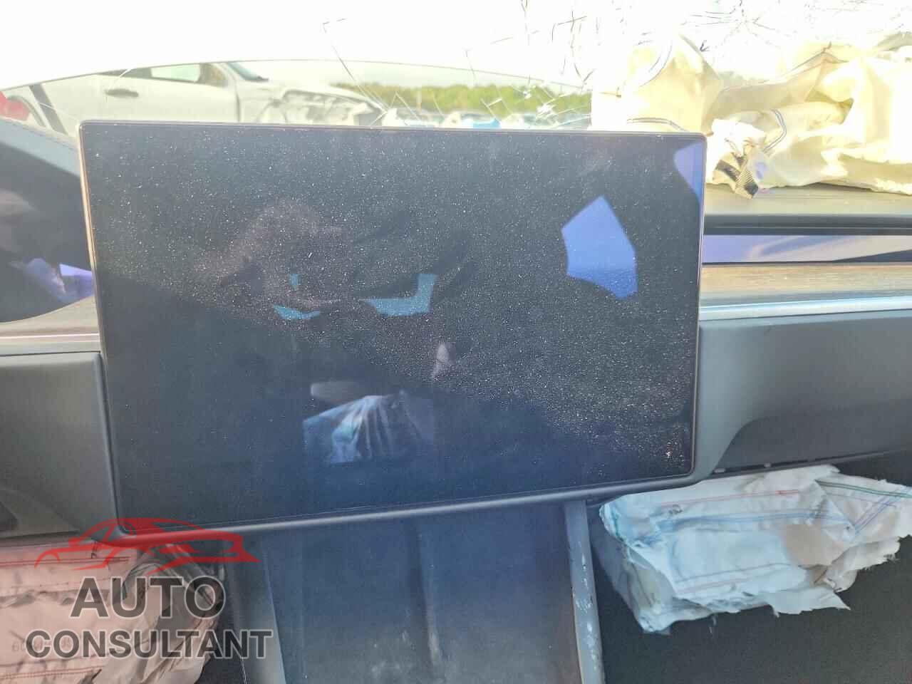 TESLA MODEL S 2021 - 5YJSA1E59MF441973