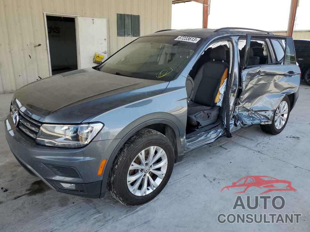 VOLKSWAGEN TIGUAN 2018 - 3VV1B7AX3JM027907